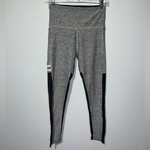 PINK Victorias Secret Ultimate Yoga Pant Leggings in Excellent Condition